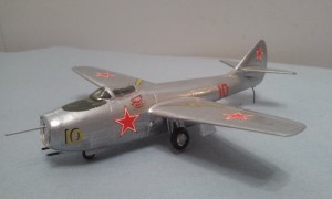 Mikoyan-Gurevich MiG-9